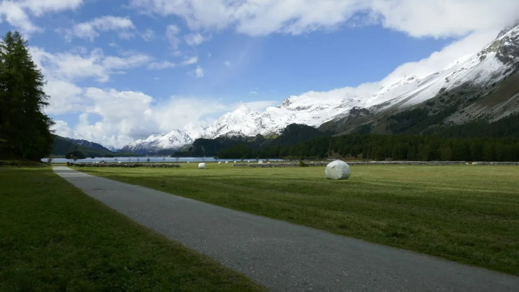 Créer le site d'un club de sport en Suisse : domaine, hébergement et protection des données